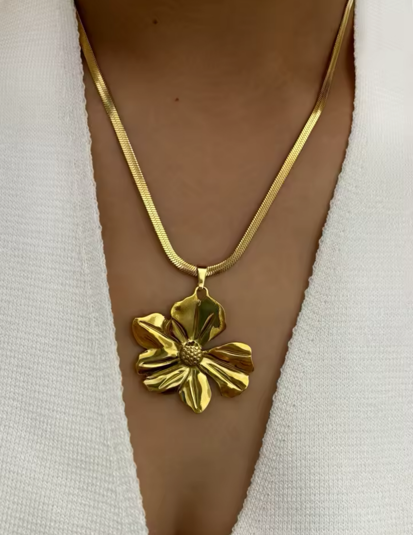 Euro Flower Necklace